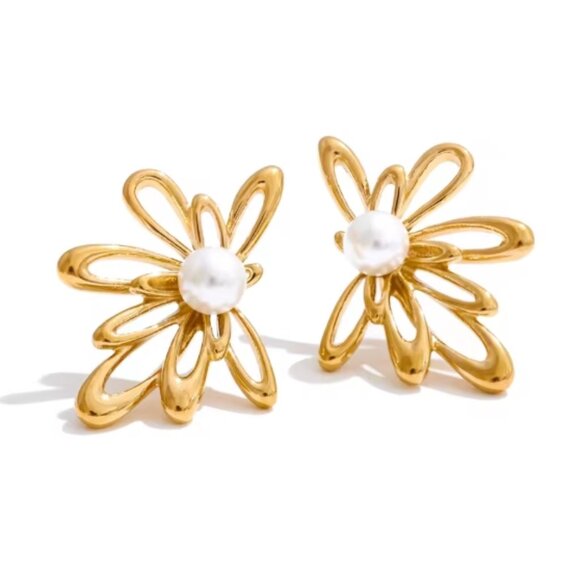 Women's Floral Earrings, Women's Gold Earrings, Shell Earrings, Women's Jewelry - Picture 1 of 2